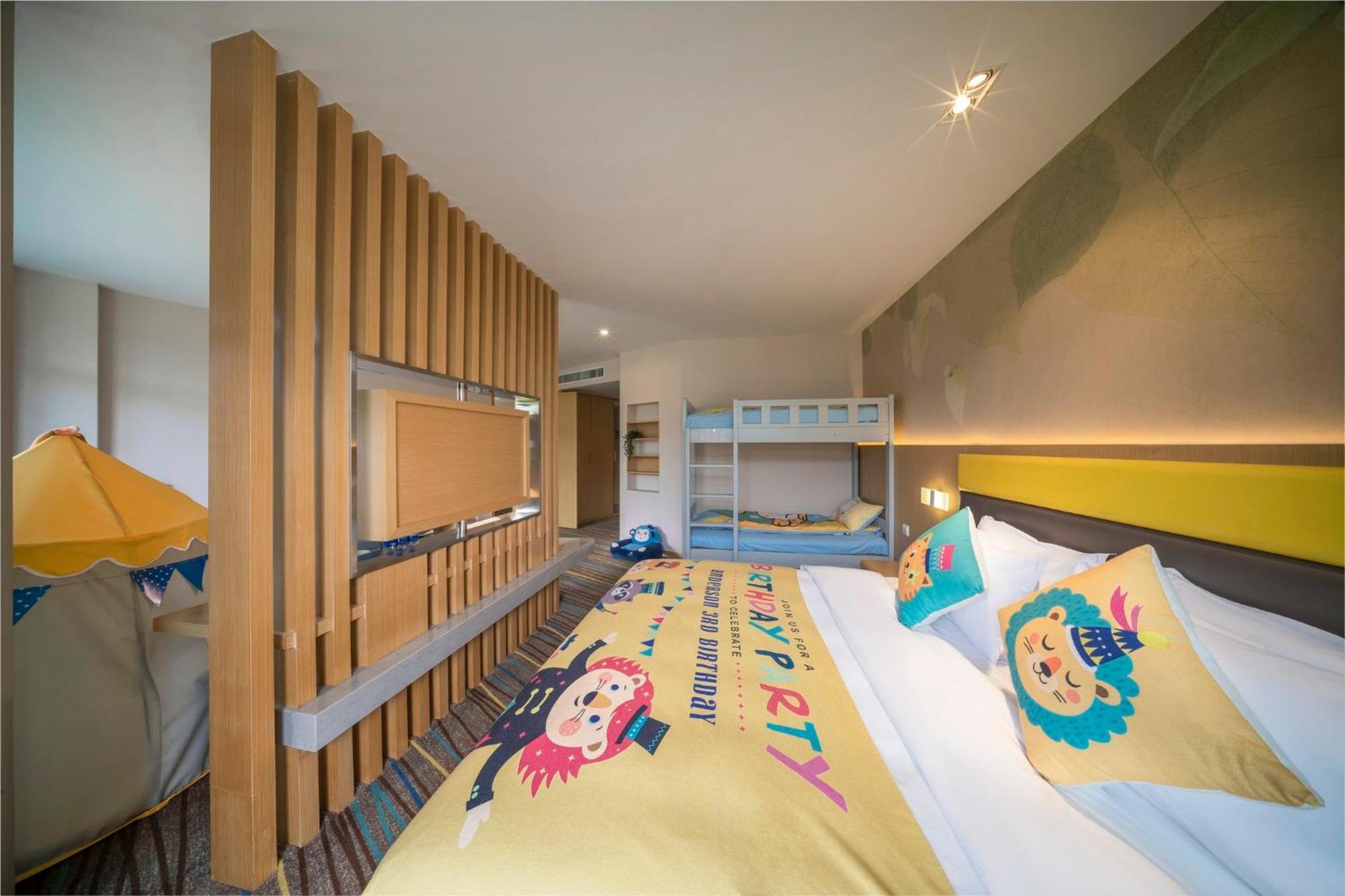 Holiday Inn Express Emei Mountain By Ihg Ъмейшан Екстериор снимка